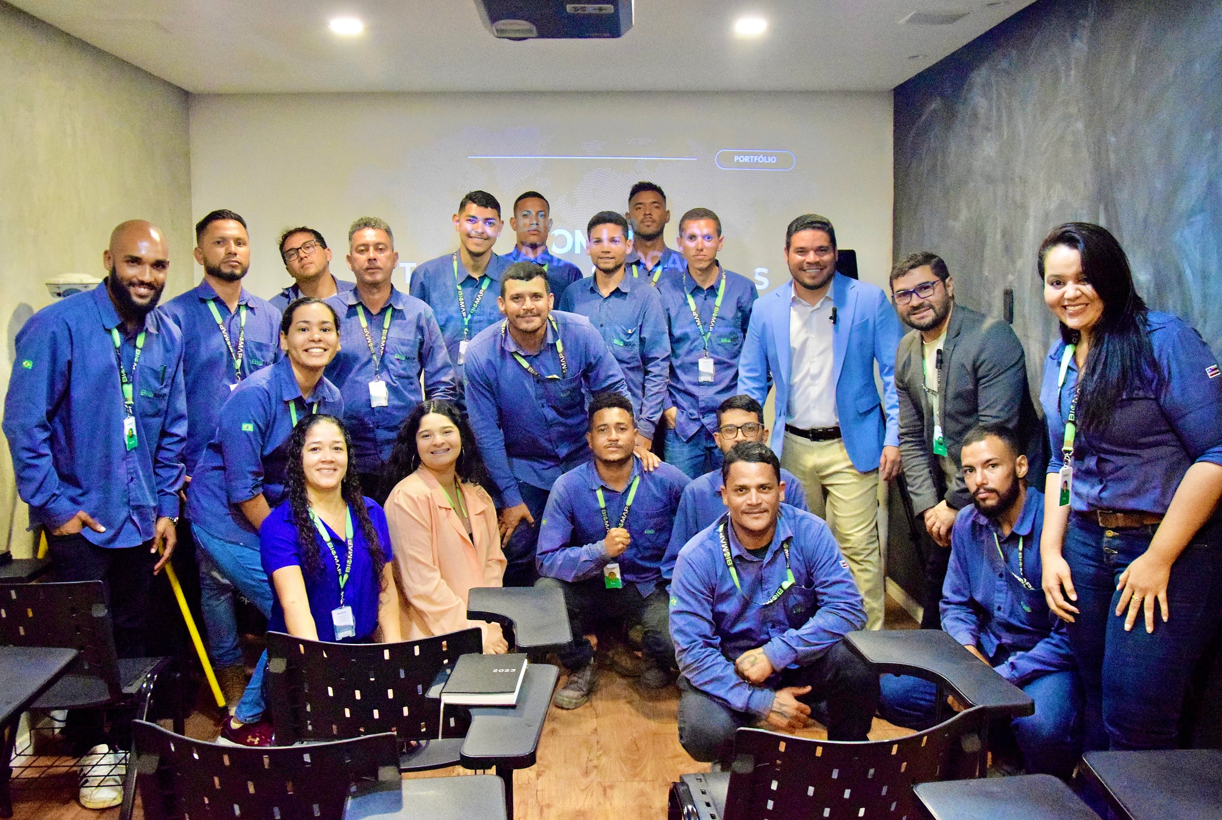 Equipe BIOMAP Engenharia reunida